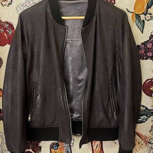 Reversible bomber jacket